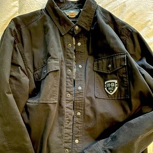 Harley Davidson black cotton/ quilted coat in XXL. Never worn.